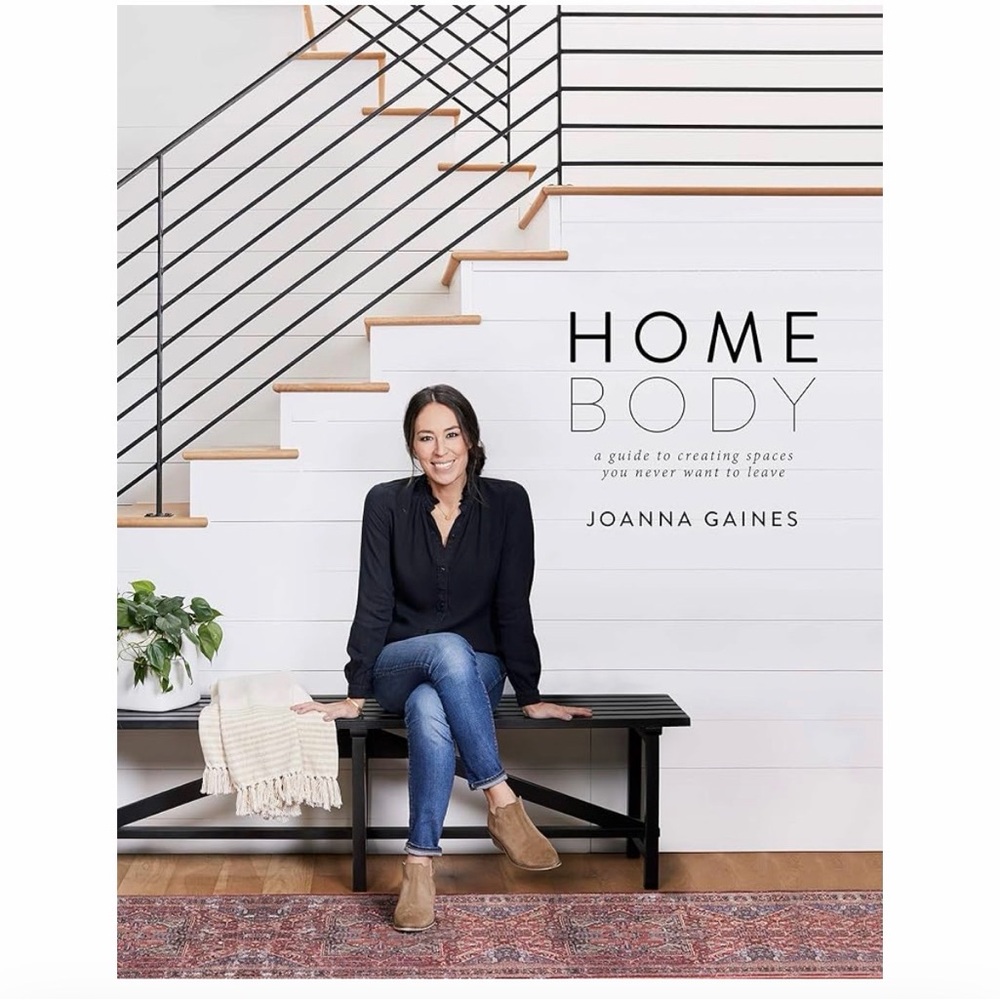 Home Body by - Elegant White Coffee Table Book